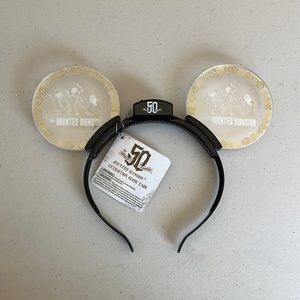Disney haunted mansion ears light up